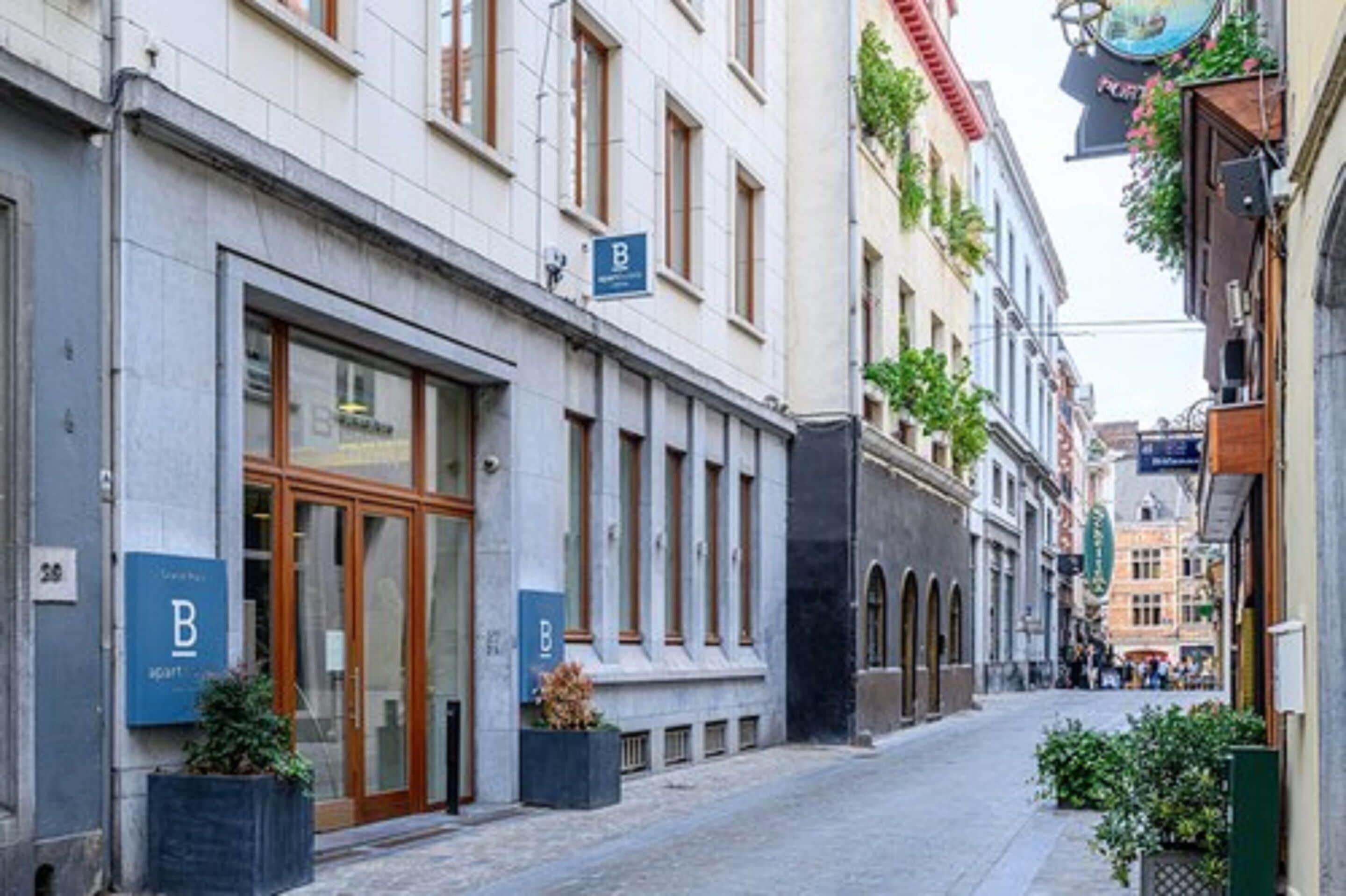 B-Aparthotel Grand Place